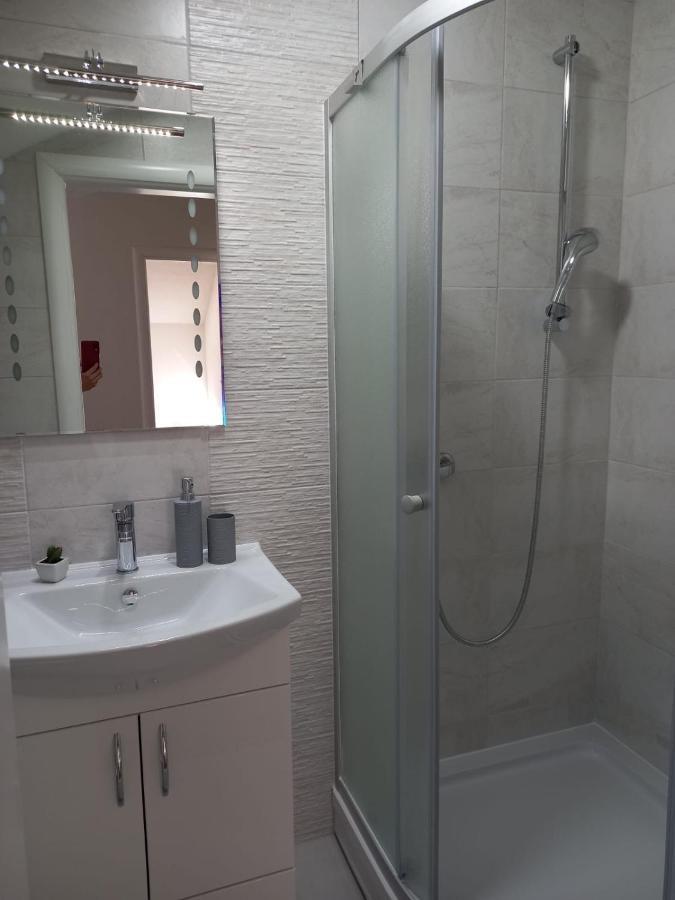 Apartmani Kaic 리브노 외부 사진