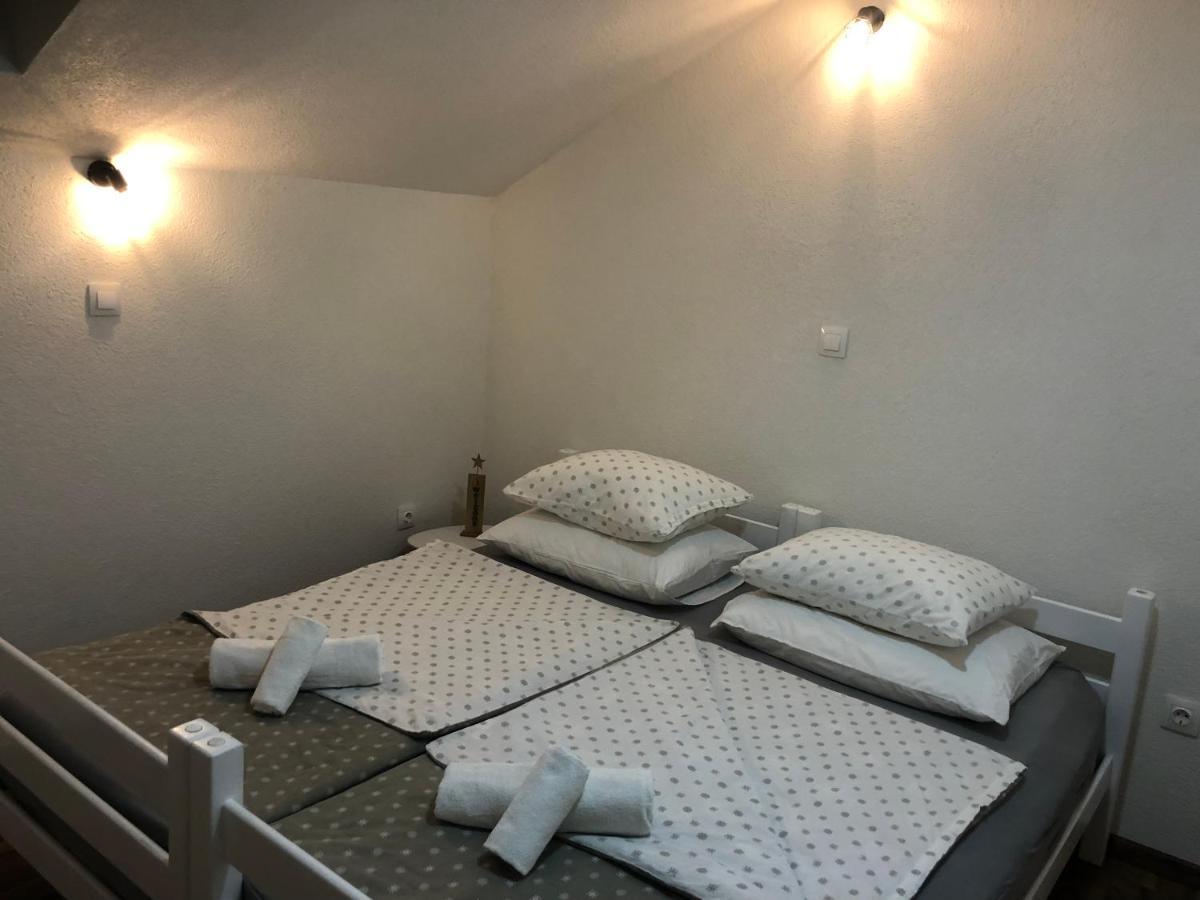 Apartmani Kaic 리브노 외부 사진